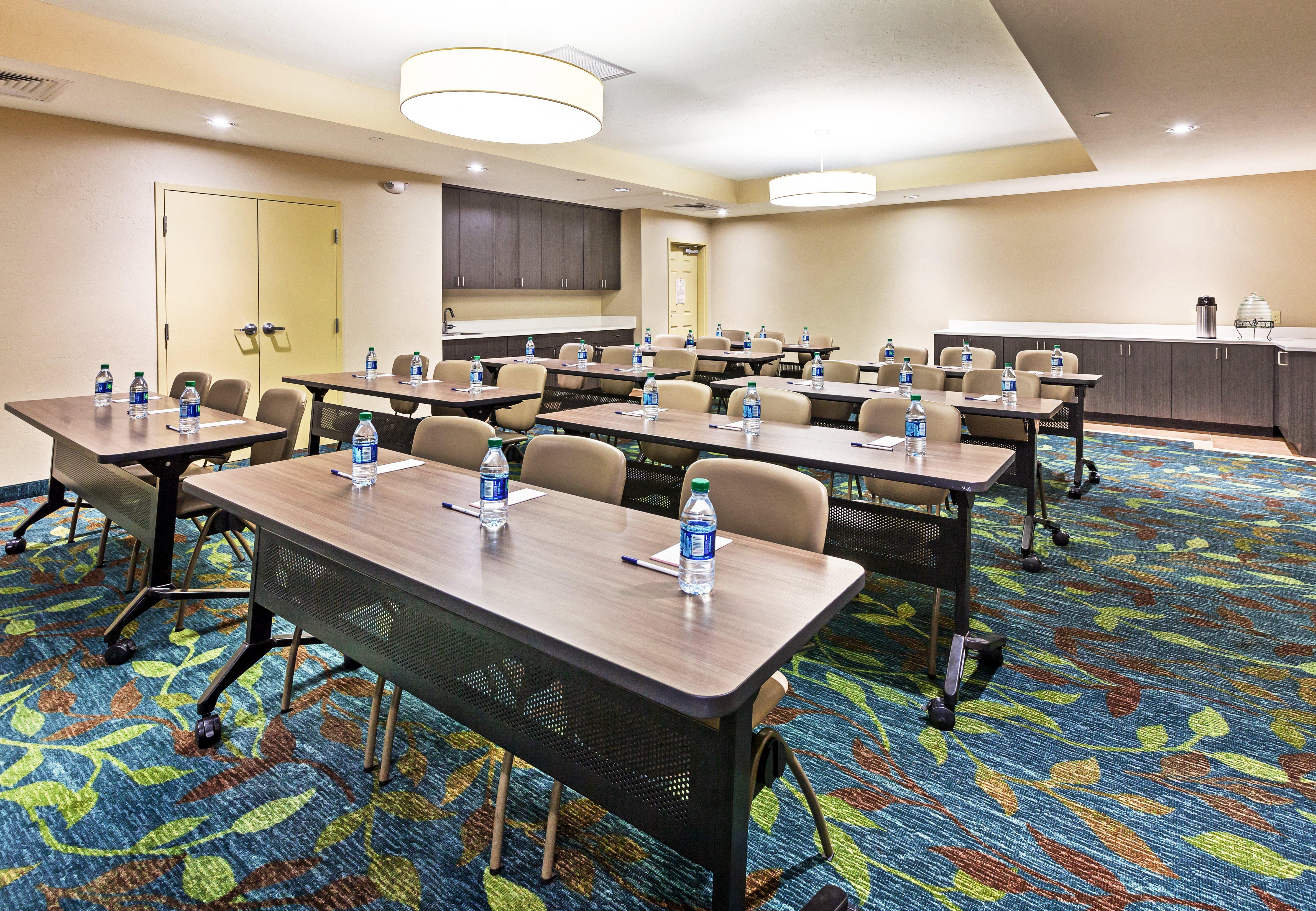 Candlewood Suites Del City By Ihg Exterior foto