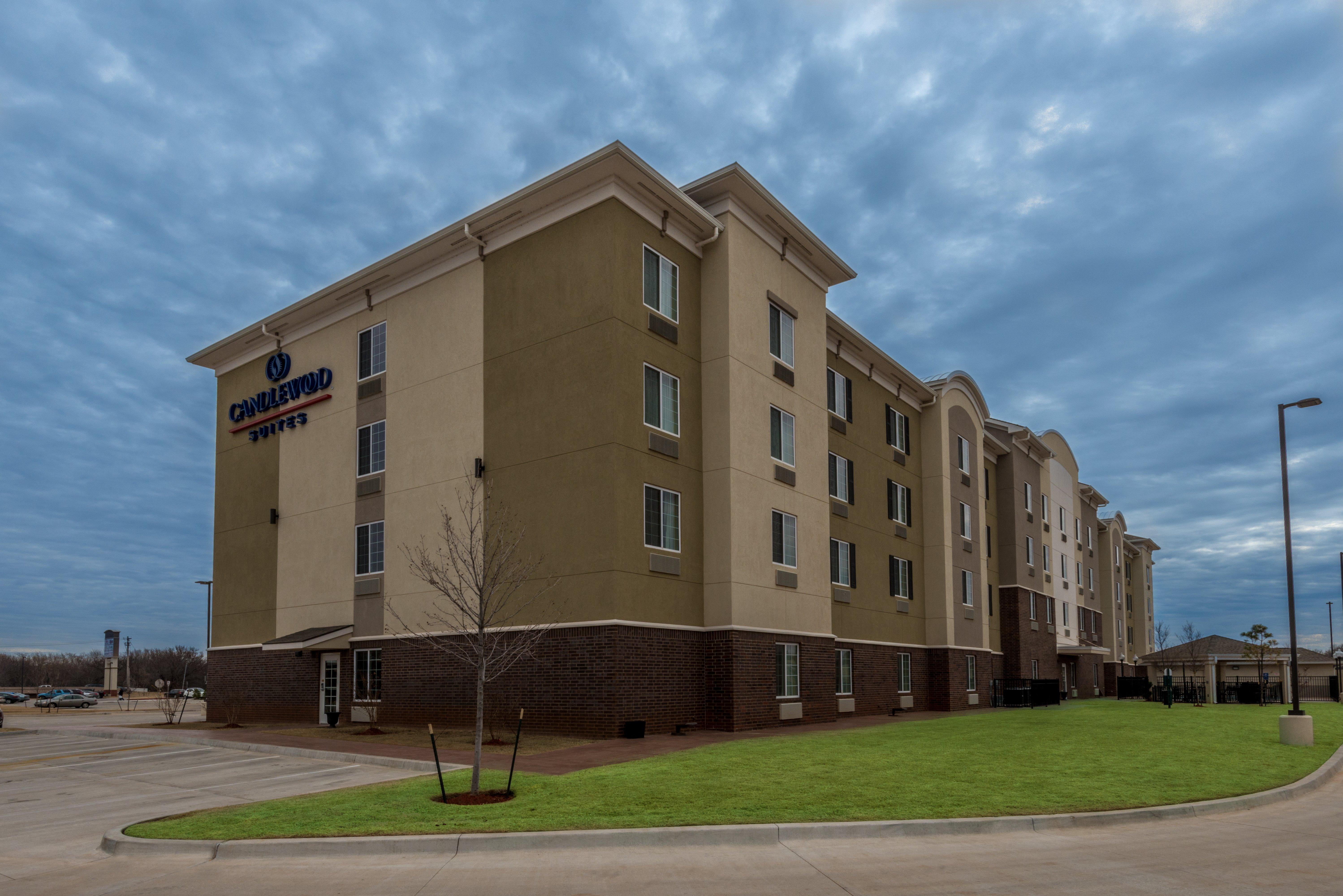 Candlewood Suites Del City By Ihg Exterior foto